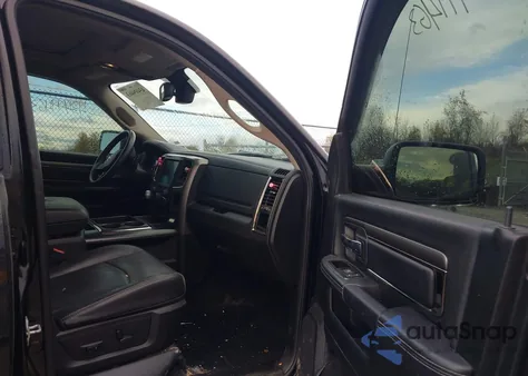 2015 Ram 1500 Sport z USA, uszkodzony, nr VIN 1C6RR7UT9FS510300